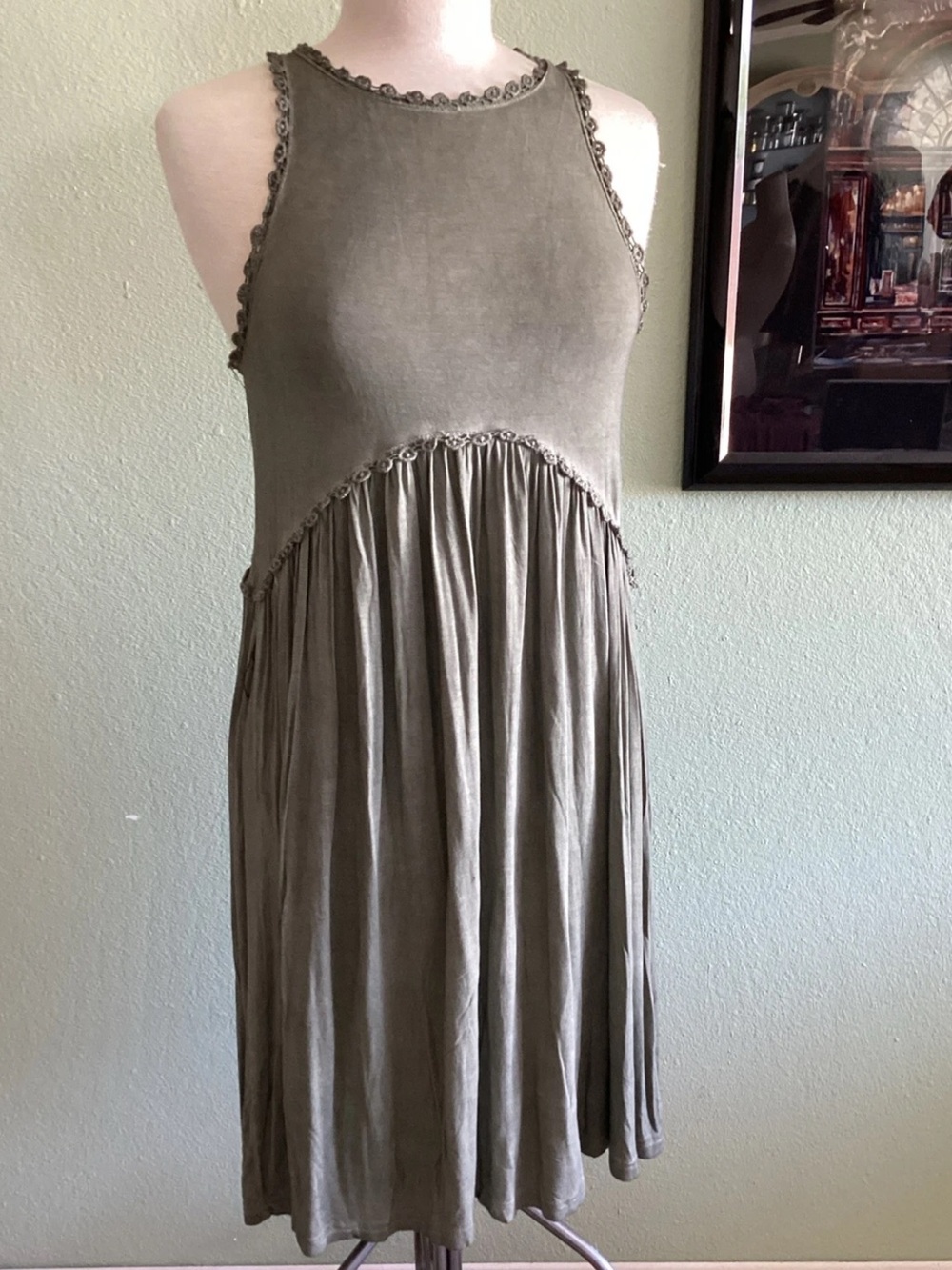 POL Sundress Women's Size Medium Babydoll Sleeveless Dress Green Racerback - Picture 1 of 11